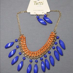 Costume jewelry matching earrings necklace set